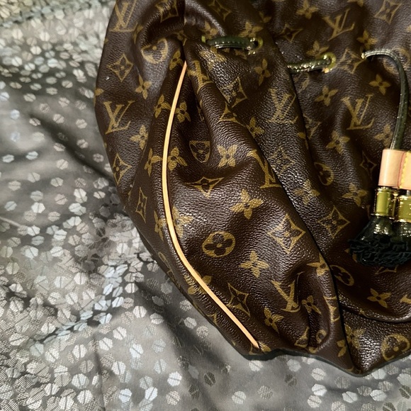 Louis Vuitton Irene Monogram Purse - Picture 9 of 13